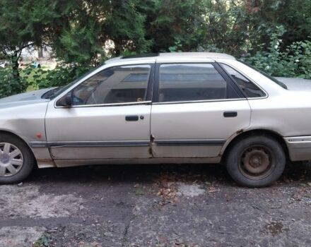 Серый Форд Скорпио, объемом двигателя 2 л и пробегом 200 тыс. км за 358 $, фото 1 на Automoto.ua