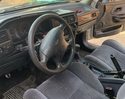 Сірий Форд Скорпіо, об'ємом двигуна 2 л та пробігом 320 тис. км за 900 $, фото 2 на Automoto.ua