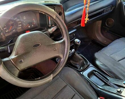 Серый Форд Скорпио, объемом двигателя 1.8 л и пробегом 264 тыс. км за 1000 $, фото 2 на Automoto.ua