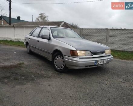 Форд Скорпио 1985 в Остоге на Automoto.ua Серый Форд Скорпио, объемом двигателя 1.77 л и пробегом 400 тыс. км за 700 $, фото 4 на Automoto.ua