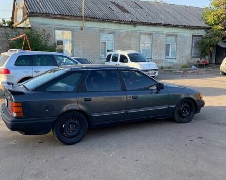 Серый Форд Скорпио, объемом двигателя 0 л и пробегом 200 тыс. км за 1078 $, фото 5 на Automoto.ua