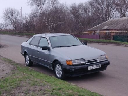 Серый Форд Скорпио, объемом двигателя 2 л и пробегом 500 тыс. км за 524 $, фото 1 на Automoto.ua