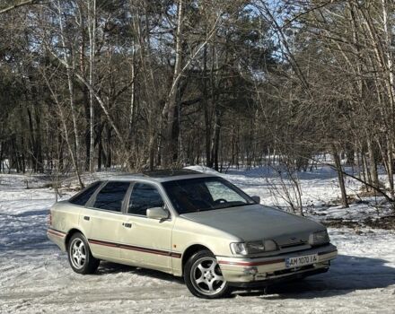 Серый Форд Скорпио, объемом двигателя 2 л и пробегом 455 тыс. км за 850 $, фото 1 на Automoto.ua