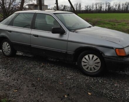 Серый Форд Скорпио, объемом двигателя 2 л и пробегом 254 тыс. км за 831 $, фото 1 на Automoto.ua