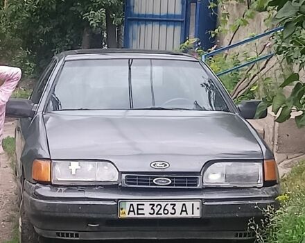 Сірий Форд Скорпіо, об'ємом двигуна 2 л та пробігом 330 тис. км за 607 $, фото 1 на Automoto.ua