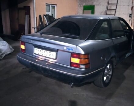 Серый Форд Скорпио, объемом двигателя 2 л и пробегом 235 тыс. км за 593 $, фото 1 на Automoto.ua