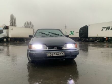 Серый Форд Скорпио, объемом двигателя 0 л и пробегом 300 тыс. км за 700 $, фото 1 на Automoto.ua