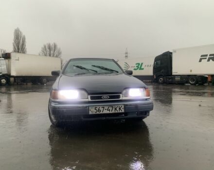 Серый Форд Скорпио, объемом двигателя 0 л и пробегом 300 тыс. км за 700 $, фото 1 на Automoto.ua