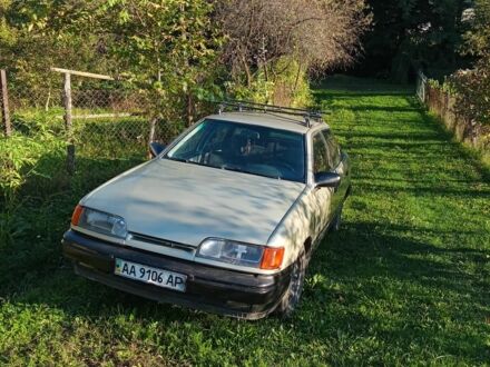 Форд Скорпіо 1989 у Чернівцях на Automoto.ua Сірий Форд Скорпіо, об'ємом двигуна 2 л та пробігом 300 тис. км за 1200 $, фото 1 на Automoto.ua