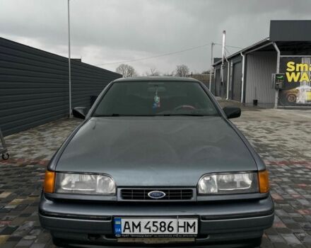 Серый Форд Скорпио, объемом двигателя 2 л и пробегом 153 тыс. км за 1250 $, фото 1 на Automoto.ua