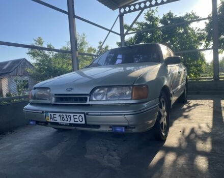 Сірий Форд Скорпіо, об'ємом двигуна 0 л та пробігом 250 тис. км за 1000 $, фото 1 на Automoto.ua