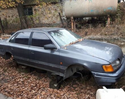 Серый Форд Скорпио, объемом двигателя 0 л и пробегом 200 тыс. км за 400 $, фото 1 на Automoto.ua