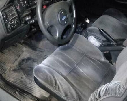 Серый Форд Скорпио, объемом двигателя 2 л и пробегом 256 тыс. км за 500 $, фото 1 на Automoto.ua