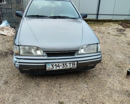 Серый Форд Скорпио, объемом двигателя 2 л и пробегом 240 тыс. км за 900 $, фото 1 на Automoto.ua