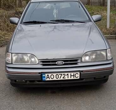 Серый Форд Скорпио, объемом двигателя 2 л и пробегом 350 тыс. км за 1500 $, фото 1 на Automoto.ua