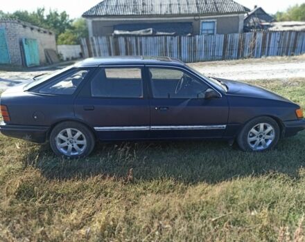 Синий Форд Скорпио, объемом двигателя 2 л и пробегом 312 тыс. км за 1139 $, фото 3 на Automoto.ua