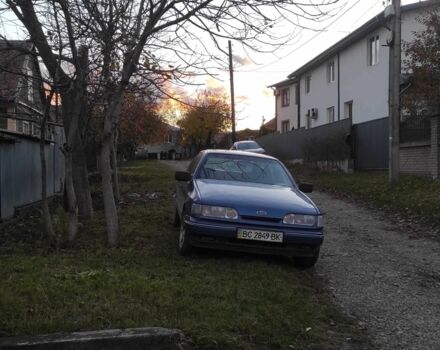 Синий Форд Скорпио, объемом двигателя 2 л и пробегом 300 тыс. км за 1100 $, фото 1 на Automoto.ua