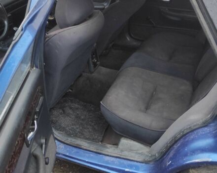 Синий Форд Скорпио, объемом двигателя 2 л и пробегом 385 тыс. км за 950 $, фото 7 на Automoto.ua