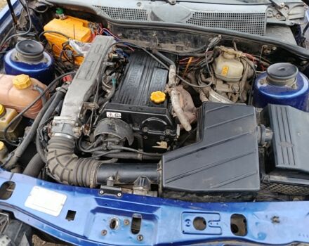 Синий Форд Скорпио, объемом двигателя 2 л и пробегом 246 тыс. км за 1300 $, фото 7 на Automoto.ua