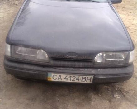 Синий Форд Скорпио, объемом двигателя 2.4 л и пробегом 300 тыс. км за 700 $, фото 1 на Automoto.ua