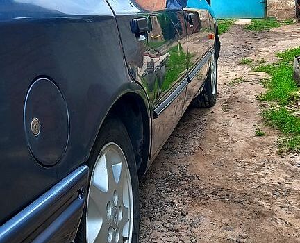 Синий Форд Скорпио, объемом двигателя 2 л и пробегом 288 тыс. км за 2000 $, фото 11 на Automoto.ua