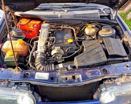 Синий Форд Скорпио, объемом двигателя 2 л и пробегом 225 тыс. км за 1300 $, фото 6 на Automoto.ua