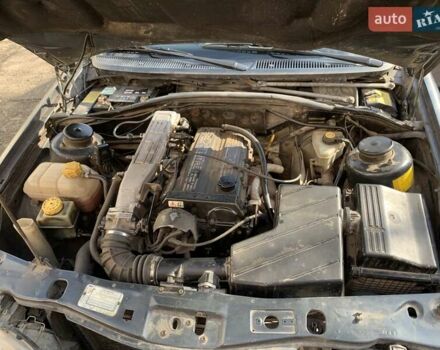 Синий Форд Скорпио, объемом двигателя 2 л и пробегом 262 тыс. км за 1750 $, фото 5 на Automoto.ua
