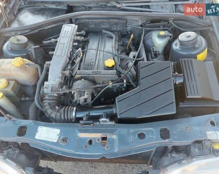 Форд Скорпио 1994 в Запорожье на Automoto.ua Синий Форд Скорпио, объемом двигателя 2 л и пробегом 360 тыс. км за 3200 $, фото 7 на Automoto.ua