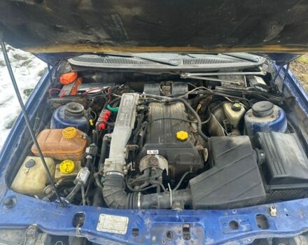 Синий Форд Скорпио, объемом двигателя 0 л и пробегом 350 тыс. км за 709 $, фото 4 на Automoto.ua