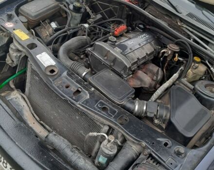 Синий Форд Скорпио, объемом двигателя 2.3 л и пробегом 386 тыс. км за 1538 $, фото 4 на Automoto.ua