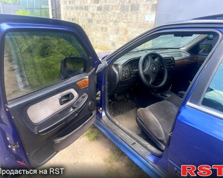 Синий Форд Скорпио, объемом двигателя 2 л и пробегом 325 тыс. км за 1100 $, фото 8 на Automoto.ua