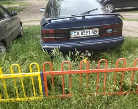 Синий Форд Скорпио, объемом двигателя 2 л и пробегом 400 тыс. км за 650 $, фото 1 на Automoto.ua