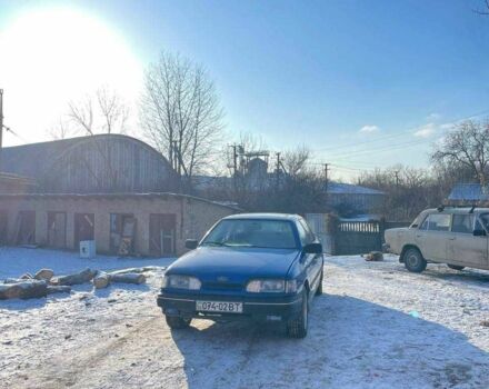 Синий Форд Скорпио, объемом двигателя 2.4 л и пробегом 400 тыс. км за 1000 $, фото 1 на Automoto.ua