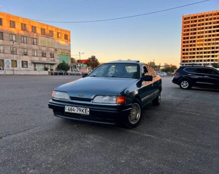 Синій Форд Скорпіо, об'ємом двигуна 2.4 л та пробігом 260 тис. км за 1050 $, фото 1 на Automoto.ua