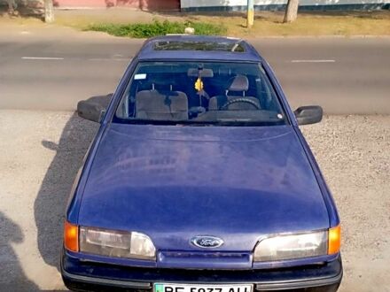 Синий Форд Скорпио, объемом двигателя 2.5 л и пробегом 0 тыс. км за 1200 $, фото 1 на Automoto.ua