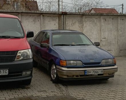 Синий Форд Скорпио, объемом двигателя 2 л и пробегом 400 тыс. км за 600 $, фото 1 на Automoto.ua