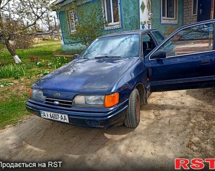 Синий Форд Скорпио, объемом двигателя 2 л и пробегом 300 тыс. км за 700 $, фото 1 на Automoto.ua