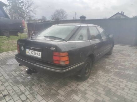 Синий Форд Скорпио, объемом двигателя 2 л и пробегом 113 тыс. км за 1000 $, фото 1 на Automoto.ua