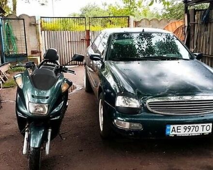 Зеленый Форд Скорпио, объемом двигателя 2 л и пробегом 300 тыс. км за 1600 $, фото 2 на Automoto.ua