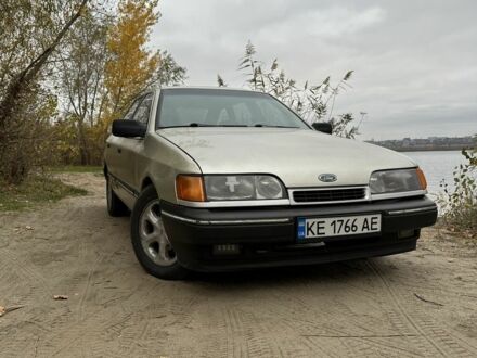 Зеленый Форд Скорпио, объемом двигателя 2.4 л и пробегом 418 тыс. км за 1000 $, фото 1 на Automoto.ua