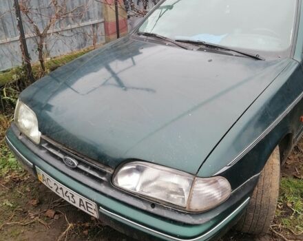 Зелений Форд Скорпіо, об'ємом двигуна 2 л та пробігом 300 тис. км за 600 $, фото 1 на Automoto.ua