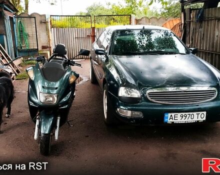 Зеленый Форд Скорпио, объемом двигателя 2 л и пробегом 300 тыс. км за 1600 $, фото 1 на Automoto.ua