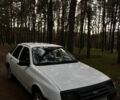 Белый Форд Сиерра, объемом двигателя 2 л и пробегом 440 тыс. км за 1071 $, фото 1 на Automoto.ua