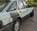 Белый Форд Сиерра, объемом двигателя 2.3 л и пробегом 800 тыс. км за 900 $, фото 2 на Automoto.ua