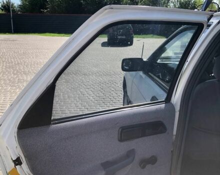 Белый Форд Сиерра, объемом двигателя 1.6 л и пробегом 700 тыс. км за 850 $, фото 11 на Automoto.ua