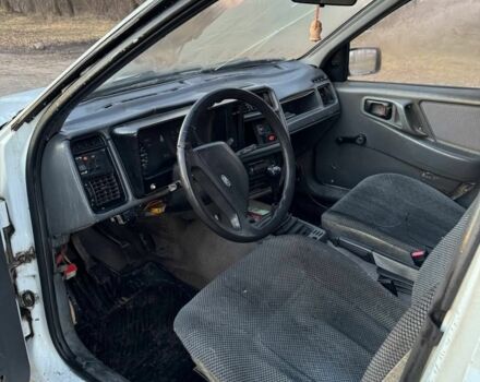 Білий Форд Сієрра, об'ємом двигуна 2 л та пробігом 240 тис. км за 457 $, фото 4 на Automoto.ua