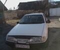 Белый Форд Сиерра, объемом двигателя 1.8 л и пробегом 236 тыс. км за 600 $, фото 1 на Automoto.ua