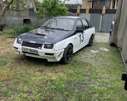 Белый Форд Сиерра, объемом двигателя 3 л и пробегом 185 тыс. км за 709 $, фото 3 на Automoto.ua