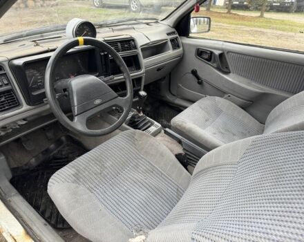 Белый Форд Сиерра, объемом двигателя 0 л и пробегом 70 тыс. км за 279 $, фото 4 на Automoto.ua