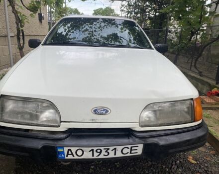 Форд Сиерра 1987 в Мукачеве на Automoto.ua Белый Форд Сиерра, объемом двигателя 2 л и пробегом 560 тыс. км за 550 $, фото 1 на Automoto.ua